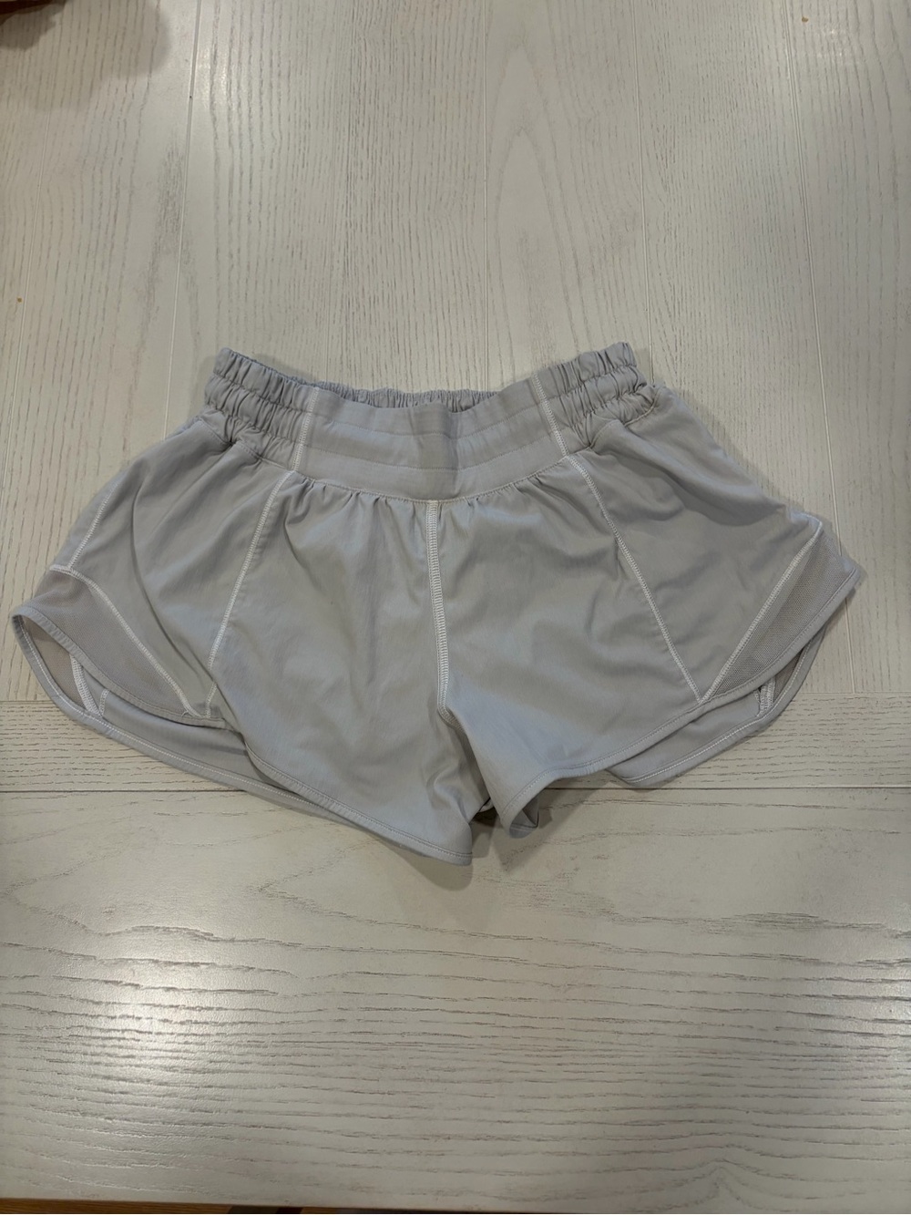 Lulu Lemon Light Gray Women's Athletic Shorts - Casual Run & Workout Shorts